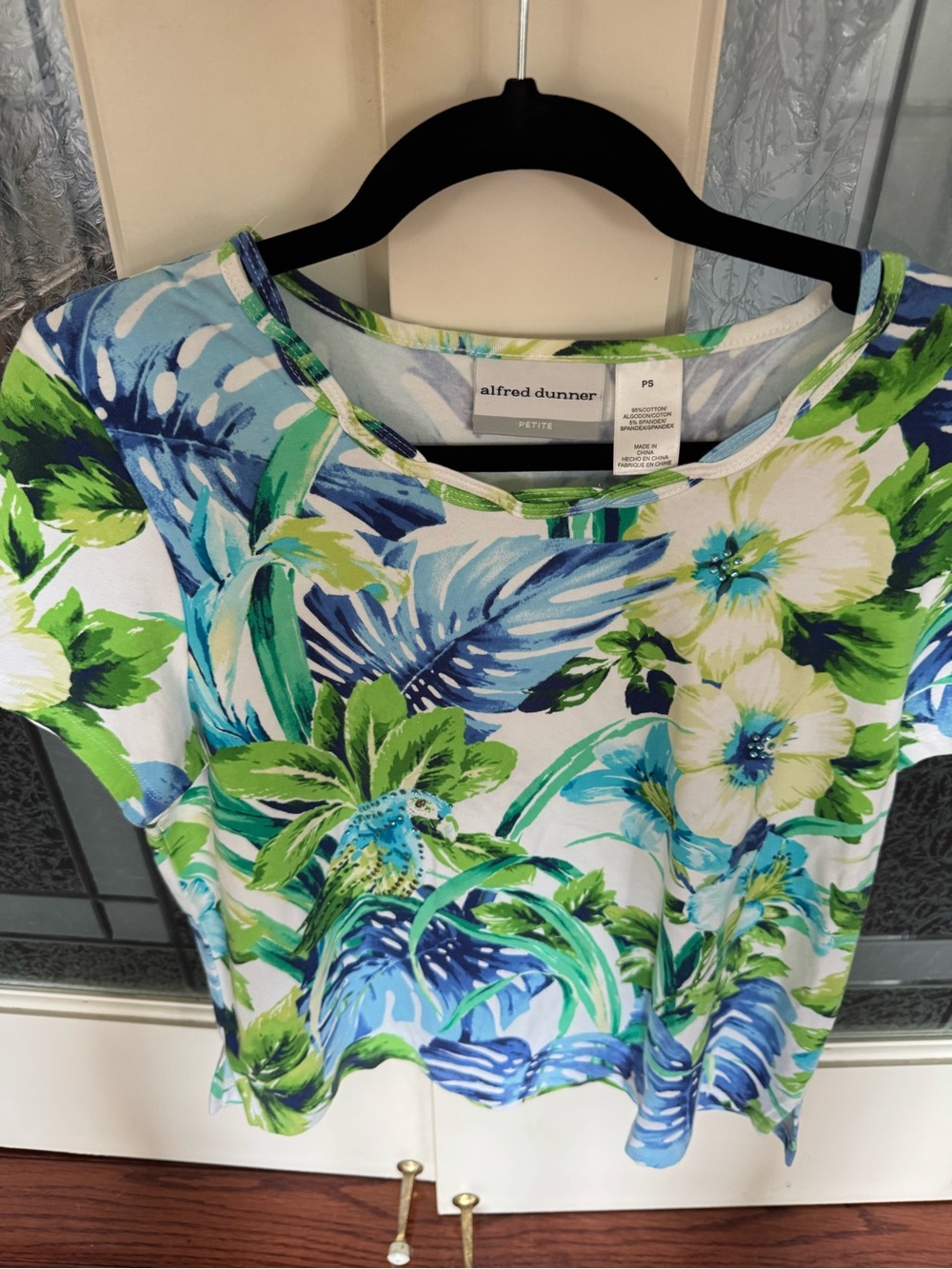 Alfred Dunner Petite Floral Green & Blue Short Sleeve Top
